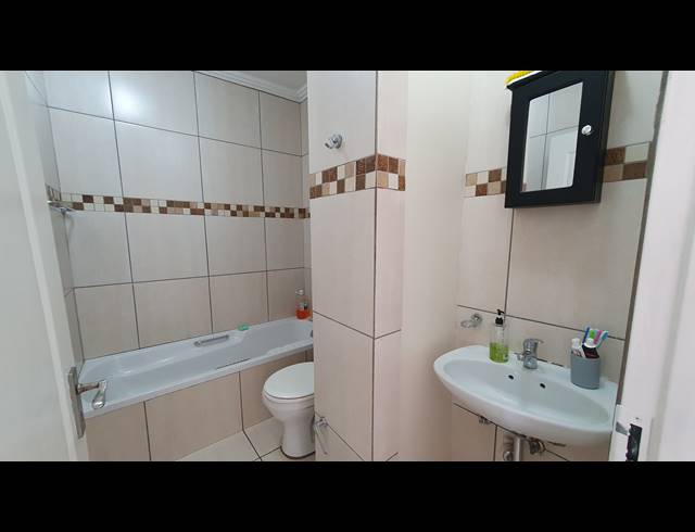 2 BEDROOM SECTIONAL TITLE FOR SALE IN MAYBERRY PARK